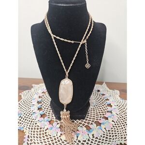 Kendra Scott Necklace Rayne Peach Rose Gold Tone Boho Mother Of Pearl Tassel
